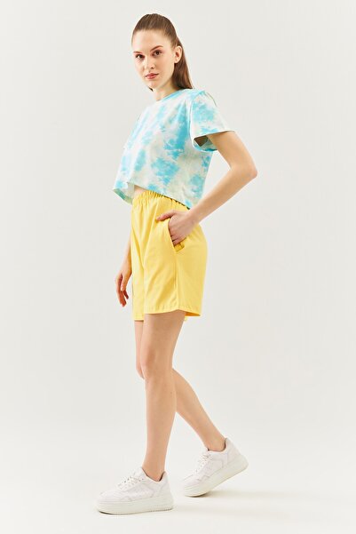 Butikgiz Sarı Rahat %100 Pamuklu Penye Beli Lastikli Bel Cepli Kısa Trendy Kadın Şort