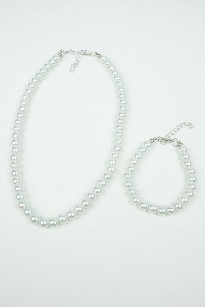 Liveyn Design Glass Pearl Classic Necklace Bracelet Set