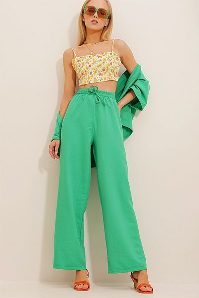Trend Alaçatı Stili Pantaloni Aerobin, verzi, cu talie elastică, cu croiala relaxată ALC-X6625