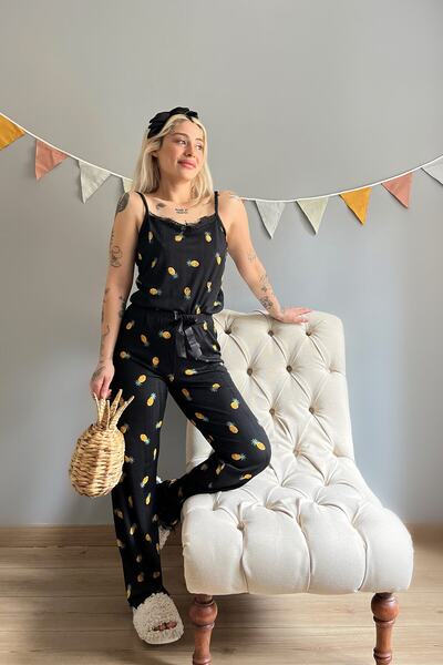 Pijamaevi Women's Black and Yellow Pineapple Patterned Pegasus Pajama Set with Robe