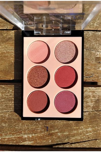 MONİCATİME BEAUTIFUL 6-Piece Eyeshadow Palette - No.1