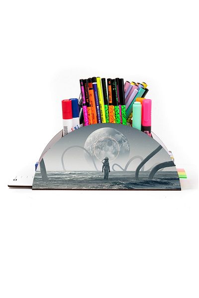 kutuTR Wooden Vip Space Series Rainbow Ruled Desktop Pen Holder Organizer with Assembled Box