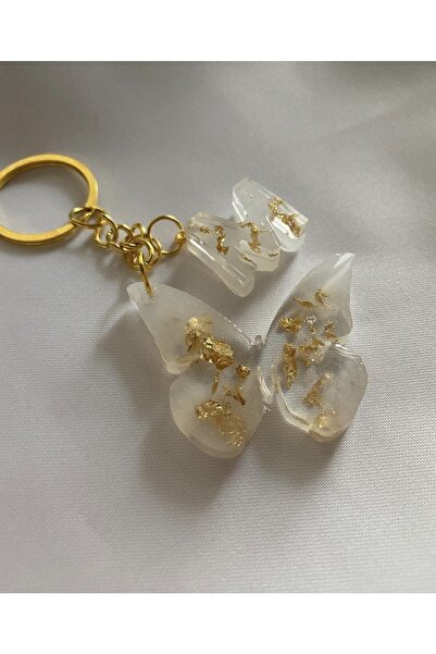 TATLIŞ سلسلة مفاتيح مصنوعة يدويًا على شكل فراشة وحروف من الإيبوكسي