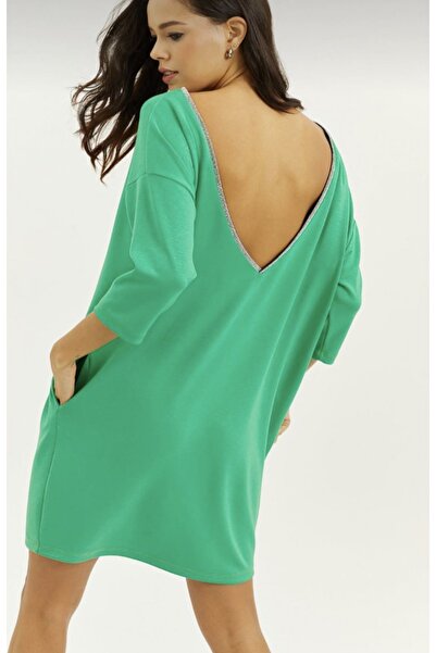 St boutique Sırtı Parlak Şeritli Cepli Elbise