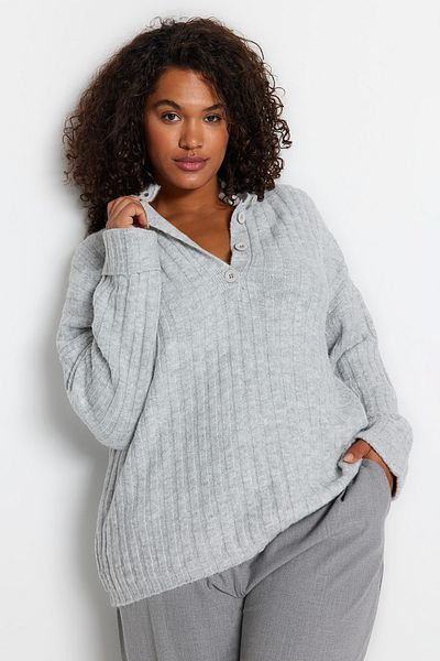 Trendyol Curve Grauer Strickpullover mit Kordelzug und Knöpfen, TBBAW24AN00045