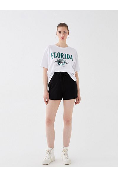 LC Waikiki Bequeme, vorgeformte Damen-Shorts mit elastischem Bund