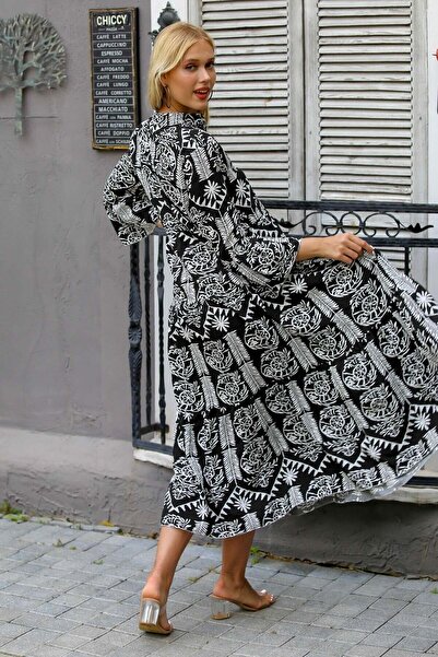 Chiccy Italian Black-Grey Magnificent Collar Ruffle Sleeve Allover Printed Knitted Dress