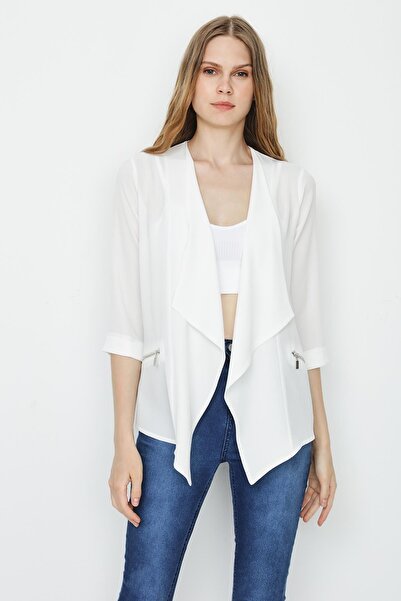 Select Moda Kadın Beyaz Asimetrik Kesim Ince Ceket