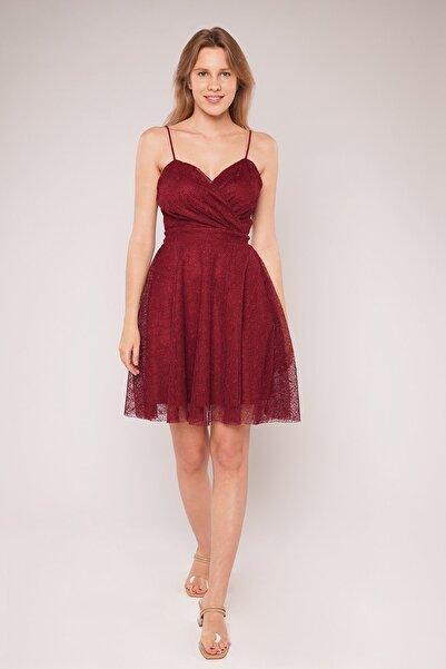 GABRİA Gabria Strappy Lace Evening Dress
