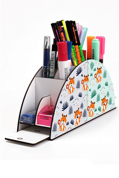 kutuTR Wooden VIP Pattern Series Desktop Pen Holder Organizer with Rainbow Ruler Assembled Box