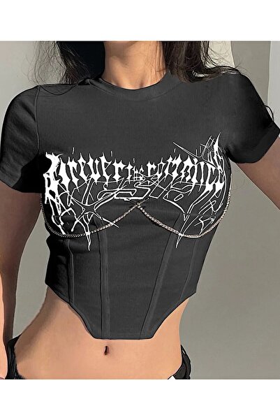 Köstebek Siyah Zincir Detaylı Üçgen Kesim Gothic Crop