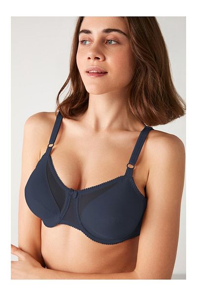 Kom SUtien NELLY