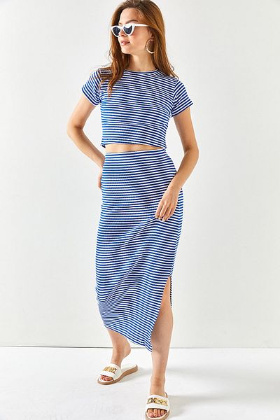 Olalook Жіночий смугастий лайкровий костюм Saks Blue з коротким рукавом і спідницею з розрізом TKM19000194