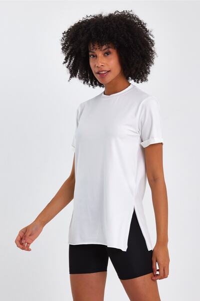 ALEXANDERGARDI Crew Neck Side Slit T-shirt (b22-23800)
