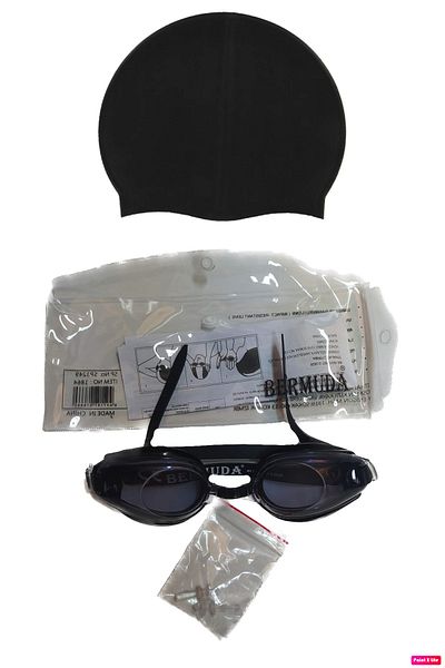 AVESSA Bermuda Silicone UV Protection Antifog Swimming Goggles (Suitable Over 12 Years Old) + Earplugs + Cap