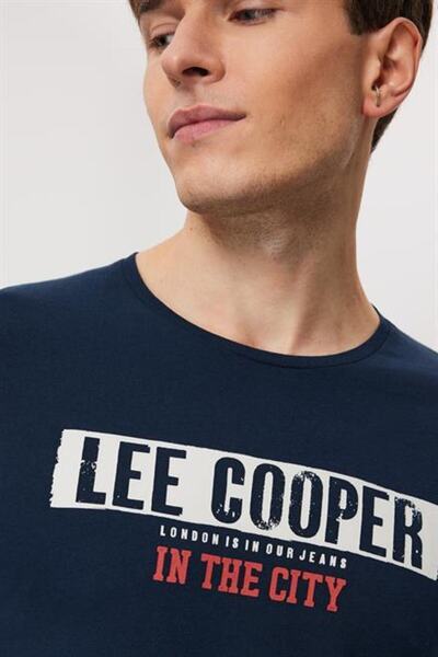 Lee Cooper LCM 242052 Lee Cooper Real ανδρικό μπλουζάκι με λαιμόκοψη 232 ΣΚΟΥΡΟ ΜΠΛΕ