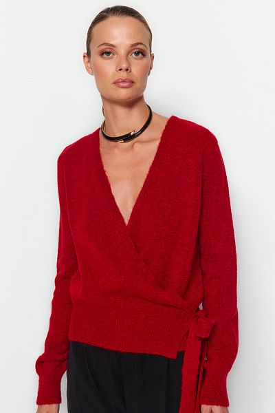 Trendyol Collection Zweireihiger roter Strickpullover – Soft Texture TWOAW24KZ00181