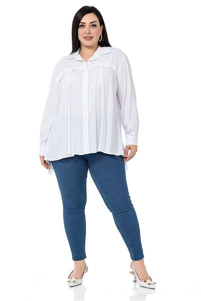 DISENTIS MODEST Plus Size White Shirt with Chest Detail and Sleeves and Back Pleats