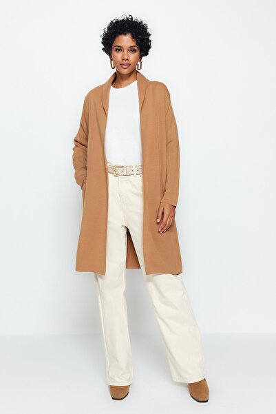 Trendyol Modest Cardigan de tricotaj cu buzunar cu curea bej TCTAW24TH00033
