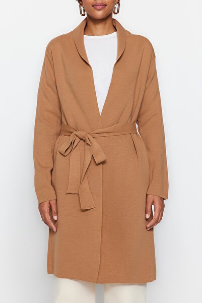 Trendyol Modest Cardigan de tricotaj cu buzunar cu curea bej TCTAW24TH00033