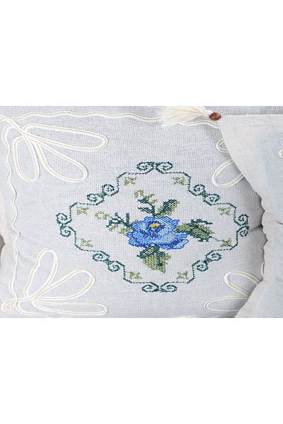 Yavuz Tekstil Cross Stitch Embroidered 2-Piece Throw Pillow Cover Rose Bunch-blue Color