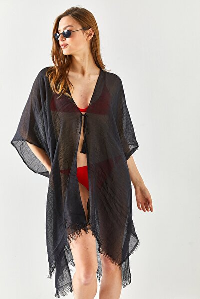 Olalook Dámské černé kimono Pareo s rozparkem KMN-00000063