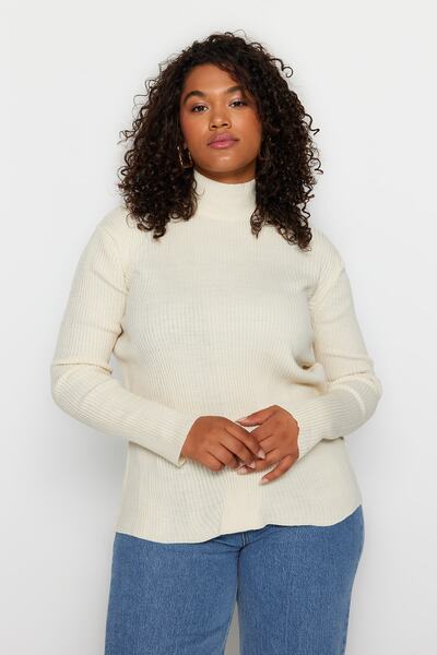Trendyol Curve Vékony kötöttáru pulóver - krémszínű, fél garbó, TBBAW23AN00022