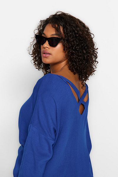 Trendyol Curve Saks Back Cross Band Detaillierter Strickpullover