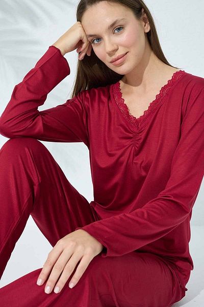 Siyah İnci Set de pijamale din viscoză cu dantelă bordeaux