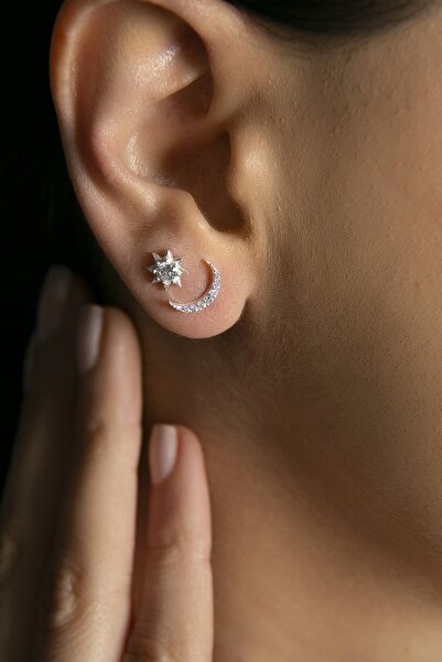 Elika Silver Kadın Zirkon Taşlı Ay ve Yıldız Model 925 Ayar Gümüş Küpe