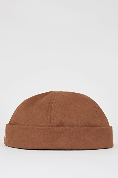 DeFacto Erkek Nakışlı Pamuklu Kısa Şapka