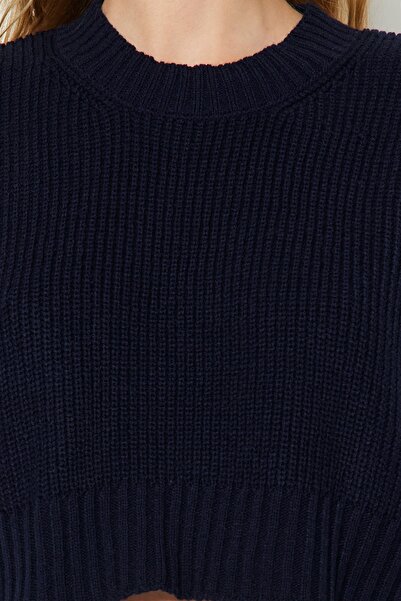 Trendyol Collection Sötétkék Crop Crew nyakú kötöttáru pulóver TWOAW24SV00005