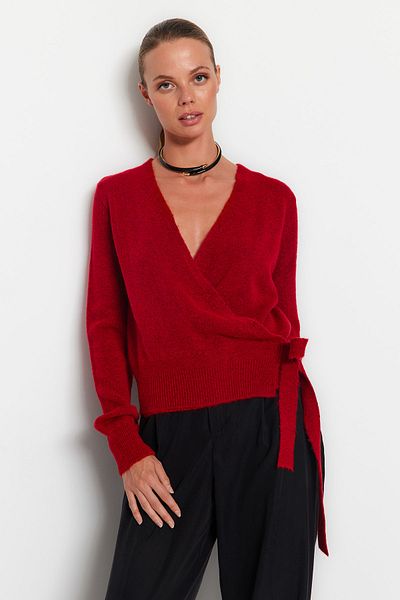 Trendyol Collection Zweireihiger roter Strickpullover – Soft Texture TWOAW24KZ00181