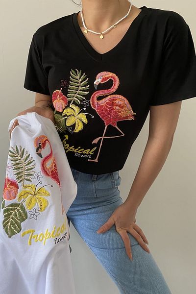 FEMELLE Tricou negru cu decolteu în V Flamingo și paiete și tricou brodat 100% bumbac