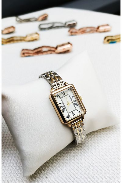 pullmarkt Elegant - Minimal Women's Wristwatch - Roman Numeral