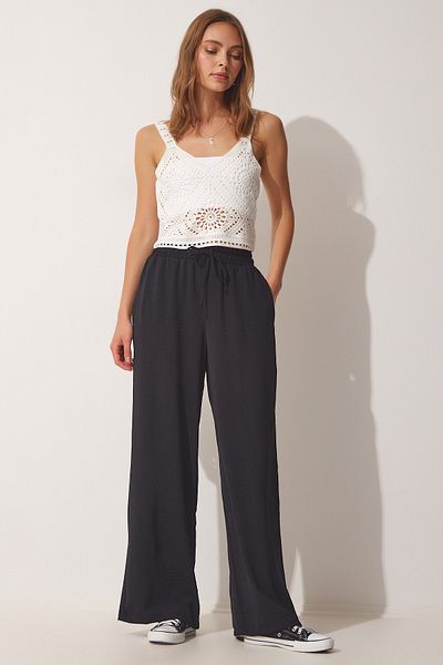 Happiness İstanbul Women's Black Summer Pocketed Ayrobin Trousers DD01235