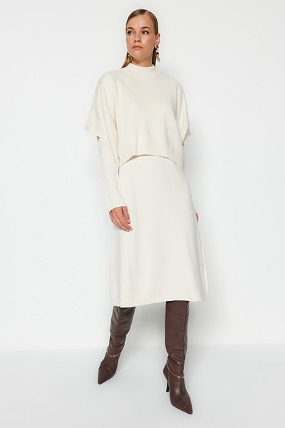 Trendyol Collection Ecru Knitwear Midi svetrové šaty – Wide Fit Twoaw24El00012