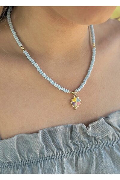 takıtarzım Bebe mavisi kadın yonca figürlü boncuk kolye