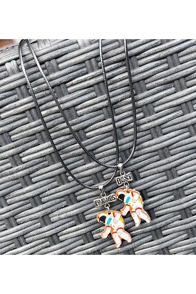 QUEEN AKSESUAR New trend 2-piece necklace set space astronaut table girl boy best friend friend necklace