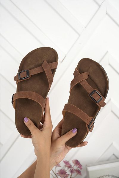 RoseVeno Women's Tan Flip Flops