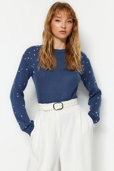 Trendyol Collection Pulover cu detaliu perle albastre cu decolteu rotund TWOAW22KZ1493