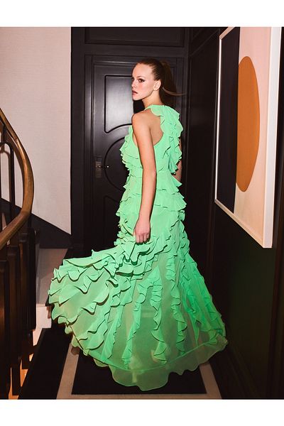 Koton Langes Chiffon-Abendkleid mit asymmetrischem Volant