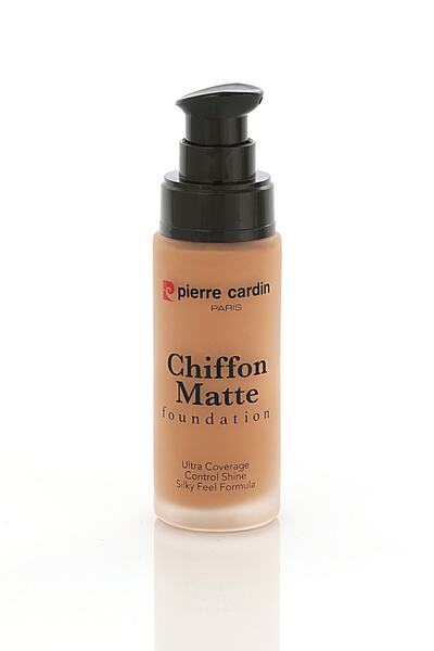 Pierre Cardin Oil-Free Light and Velvety Foundation with Matte Finish