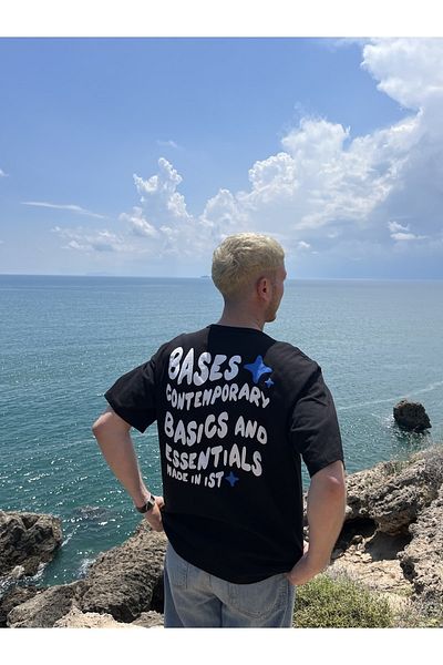 Bases Ανδρικό μπλουζάκι με μαύρη πλάτη με λαιμόκοψη Oversize