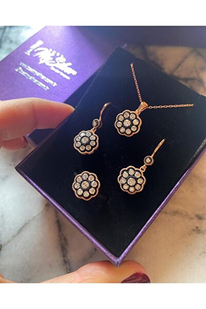 bestmysilver Kadın Gümüş Çiçek Motifli Elmas Montür Set