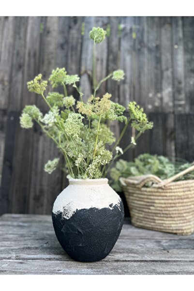 Allegorie.Co TISSUE LAMEE KÜÇÜK GÖBEKLİ VAZO DOKULU MAT KREM SİYAH