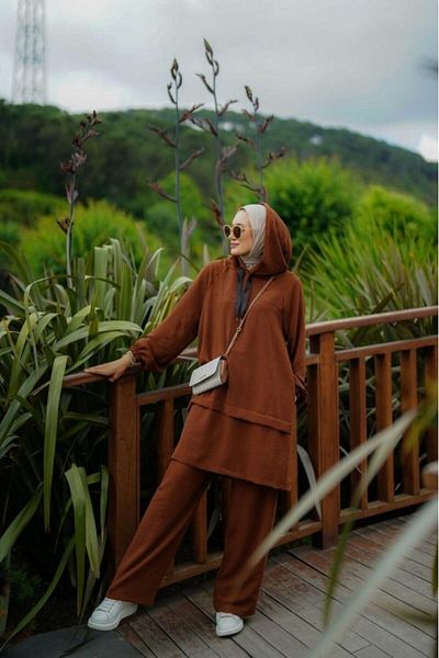 NS Moda طقم حجاب بقلنسوة بني موديل-490