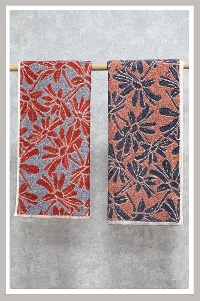 Class 100% Combed Cotton 50x100 Yarn Dyed Set of 2 Flower V2