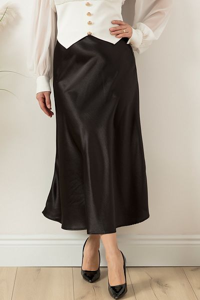 PULLIMM Satin Skirt - Model 1633