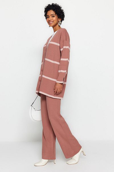 Trendyol Modest Szárított rózsa roving kötött kardigán-nadrág alsó-felső készlet TCTAW24US00033